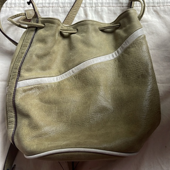 BURGUNDY ASSEMBLAGE Calfskin bucket bag - Picture 8 of 10